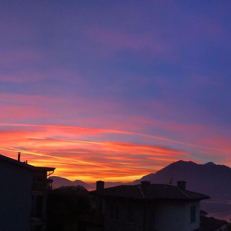 Island Sunset House Villa Sulzano Dış mekan fotoğraf